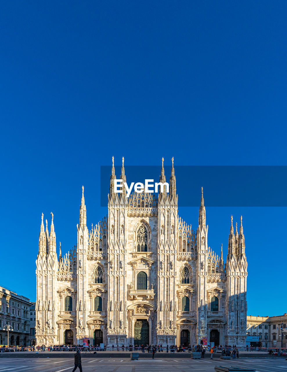 Vertical view of the famous church duomo di milano in milan, italy