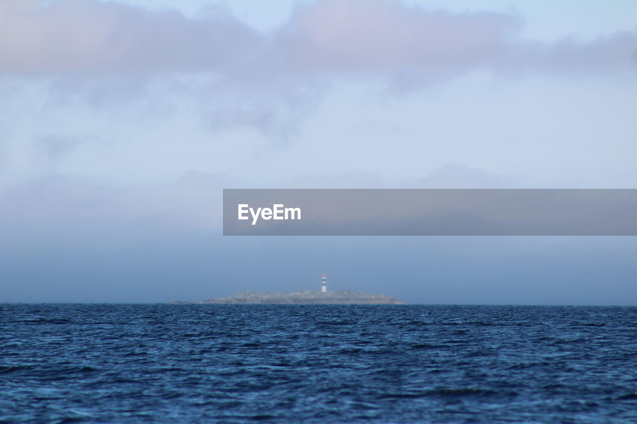 IDYLLIC VIEW OF SEA AGAINST SKY