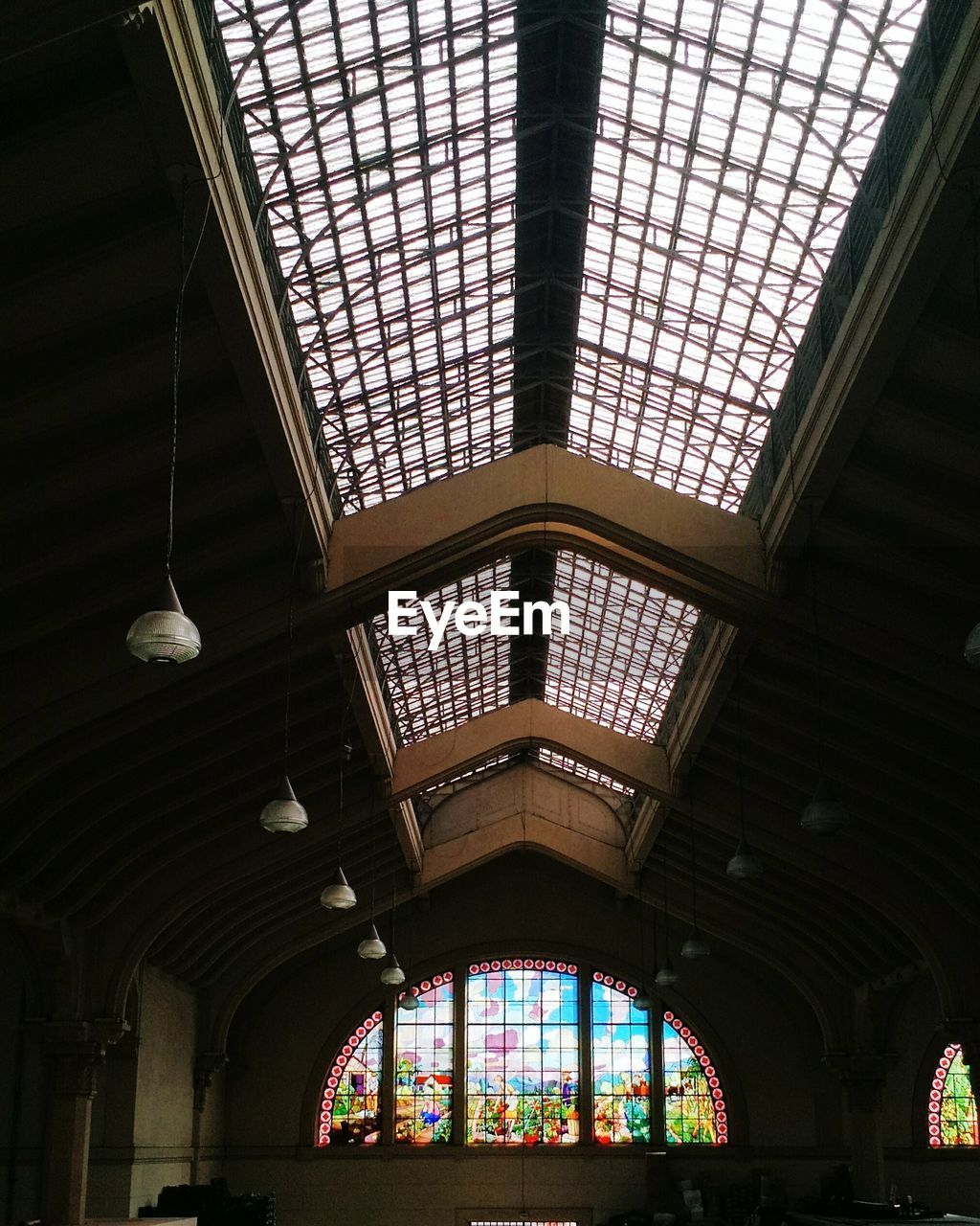 LOW ANGLE VIEW OF WINDOW IN CEILING