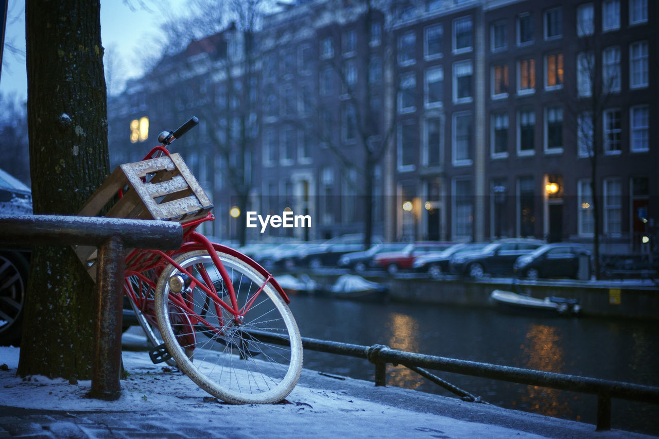 Bicycle in city at night