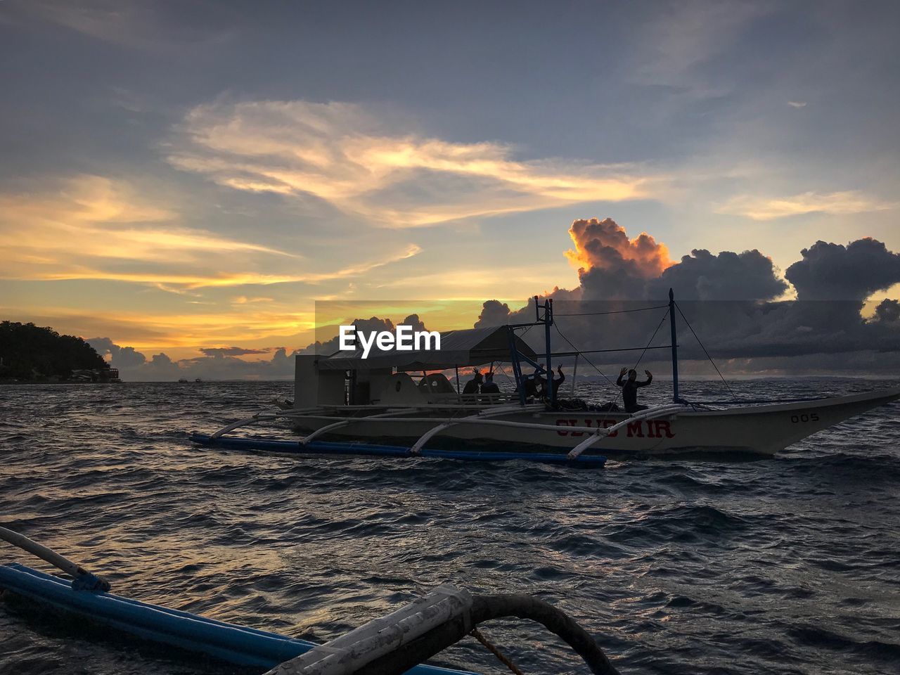 SCENIC VIEW OF SEA DURING SUNSET