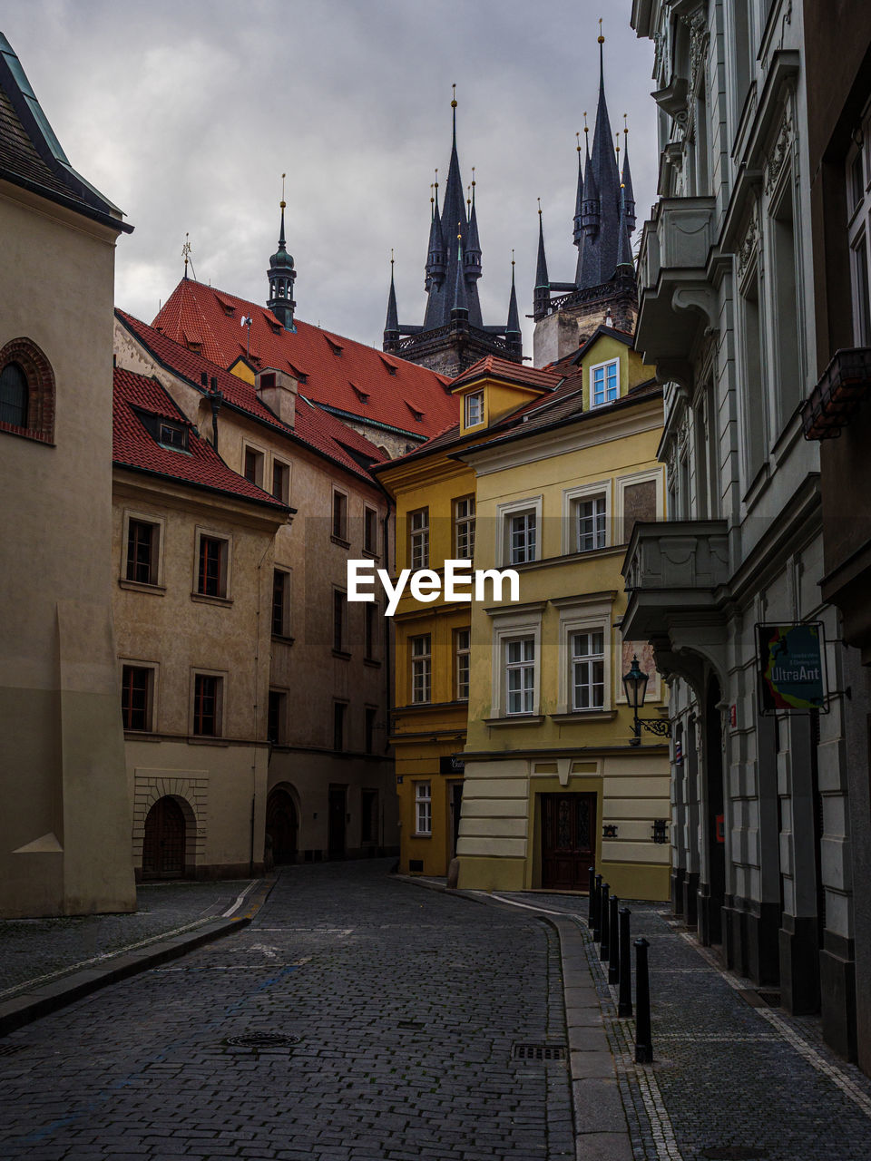 STREET AMIDST BUILDINGS IN CITY