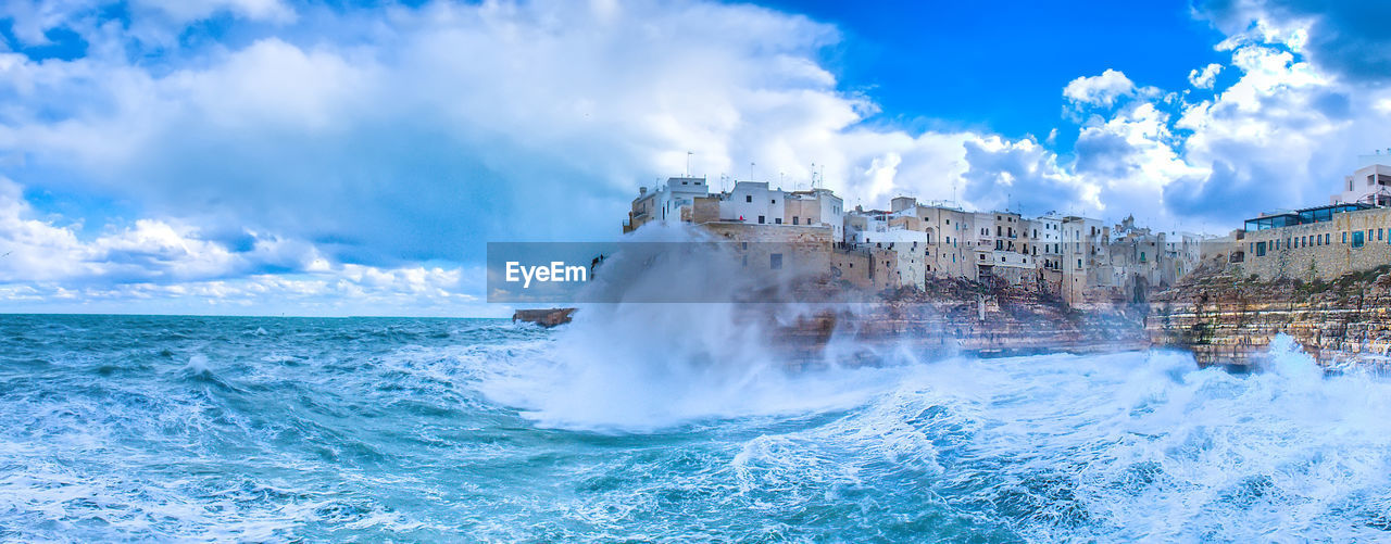 Panoramic view of sea against sky