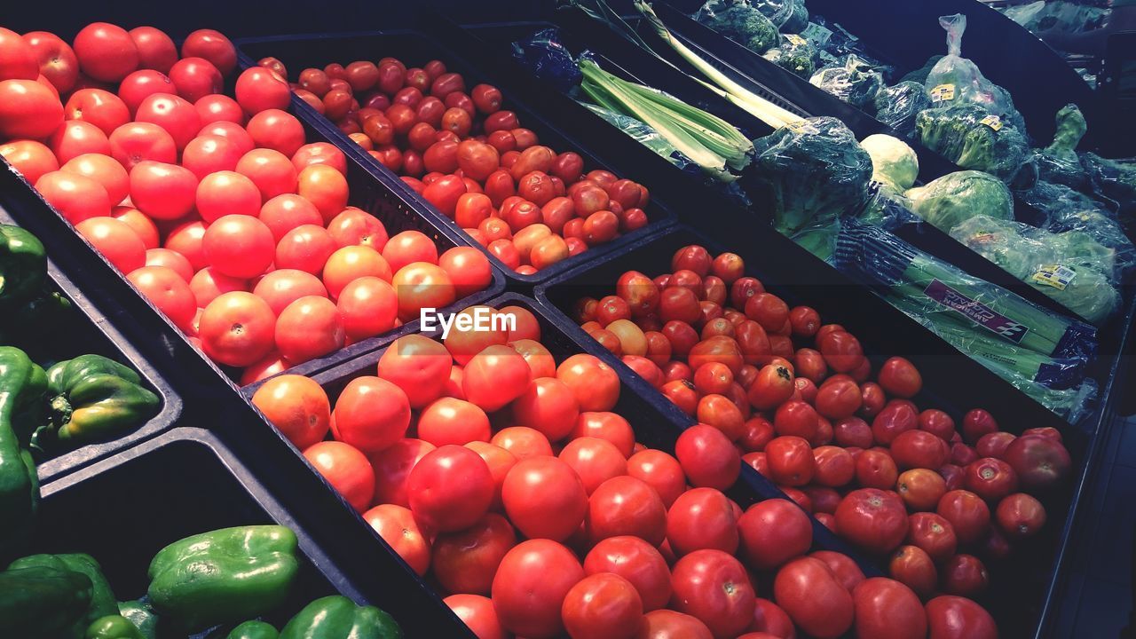 FRUITS FOR SALE IN MARKET STALL