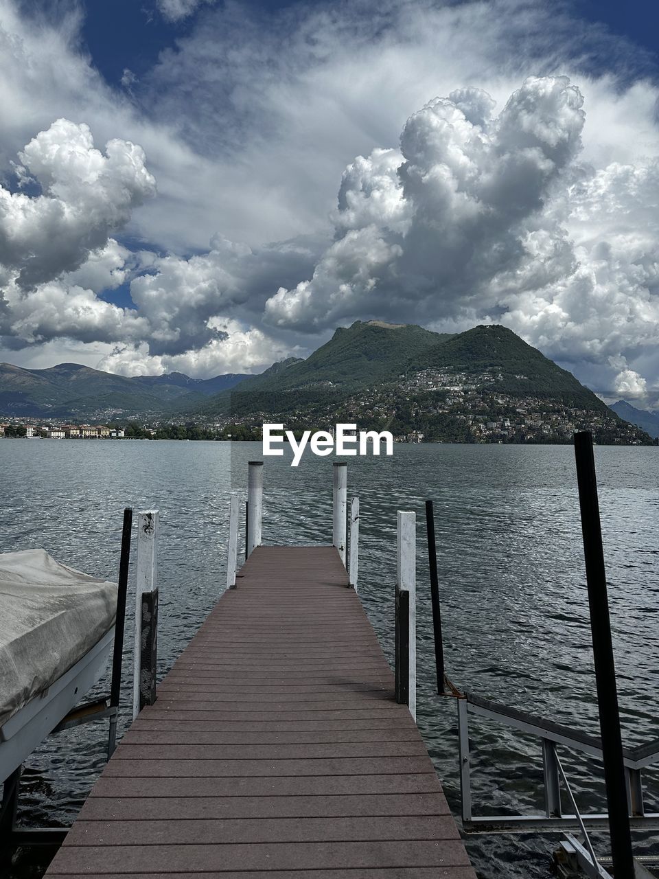 blue, cloud, architecture, white, sky, snow, built structure, nature, reflection, day, no people, sunlight, building exterior, outdoors, light, winter, building, staircase, low angle view