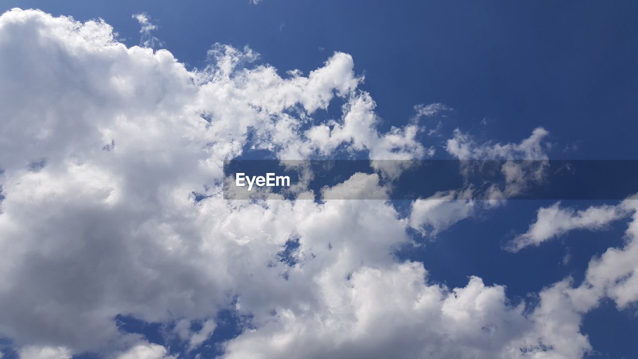 LOW ANGLE VIEW OF CLOUDY SKY