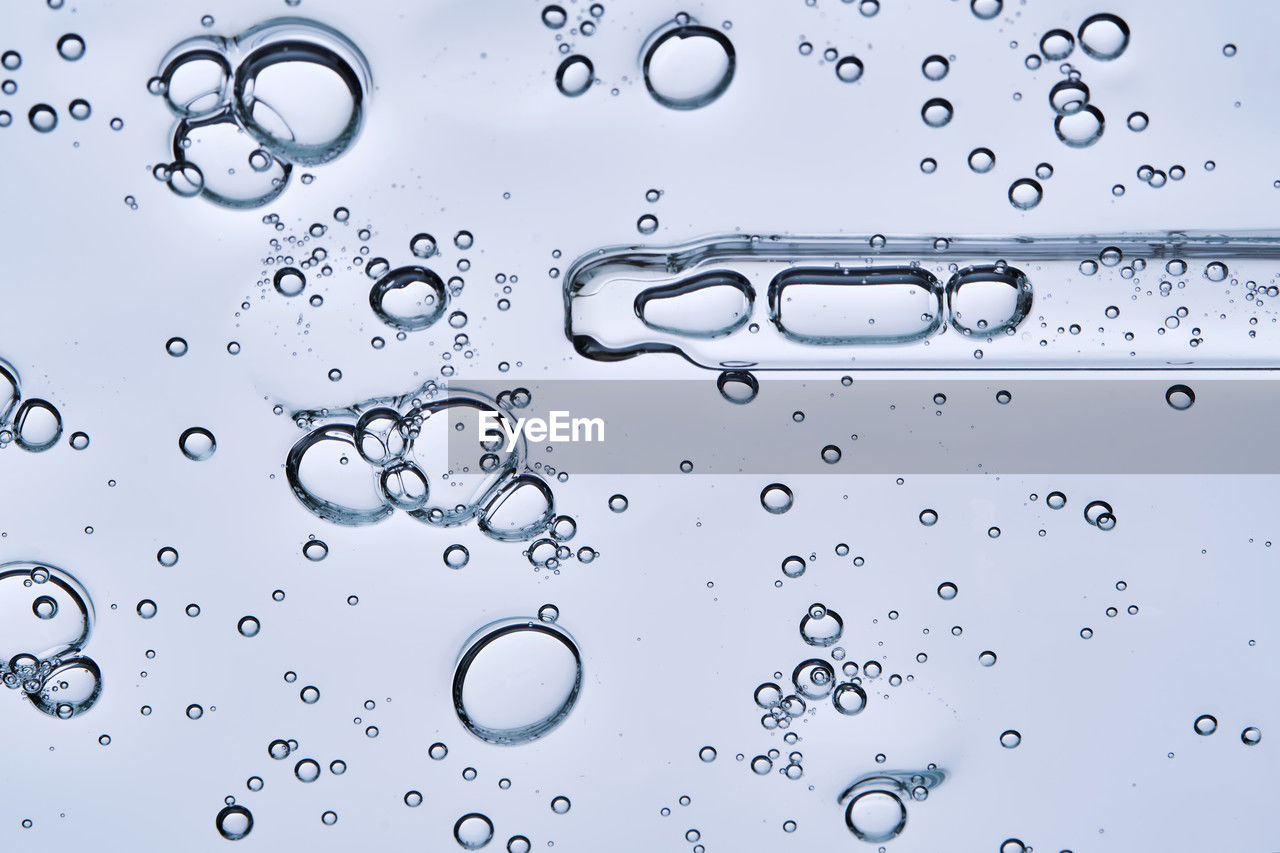 water, drop, wet, bubble, backgrounds, transparent, nature, no people, close-up, abstract, geometric shape, circle, freshness, purity, shape, simplicity, food and drink, pattern, indoors, studio shot, rain, refreshment, font, black and white, motion, full frame, environment, abstract backgrounds, condensation, drink, blue, cold drink, macro, glass, window, sparse, fragility, creativity, line