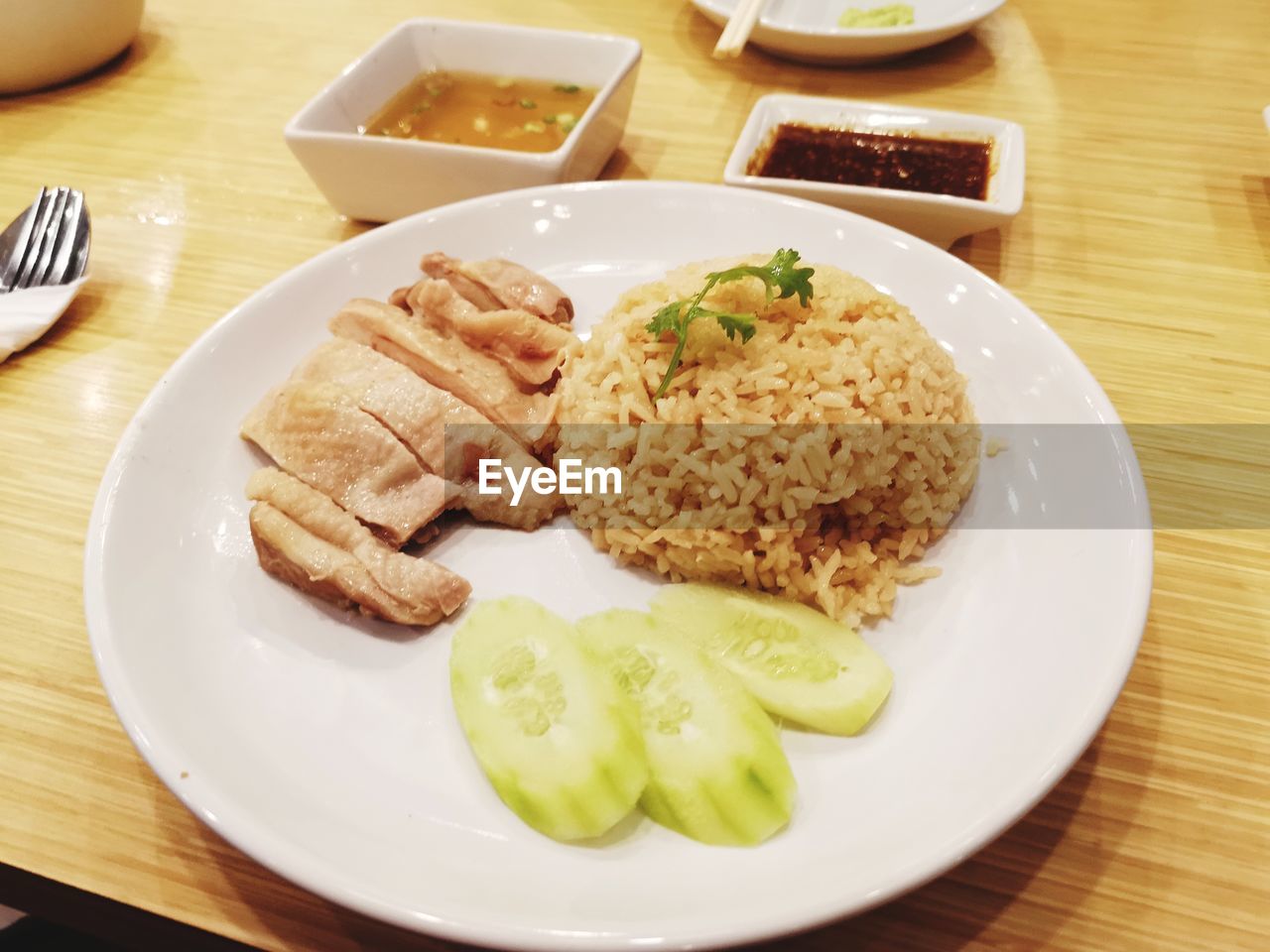 HIGH ANGLE VIEW OF MEAL SERVED IN PLATE