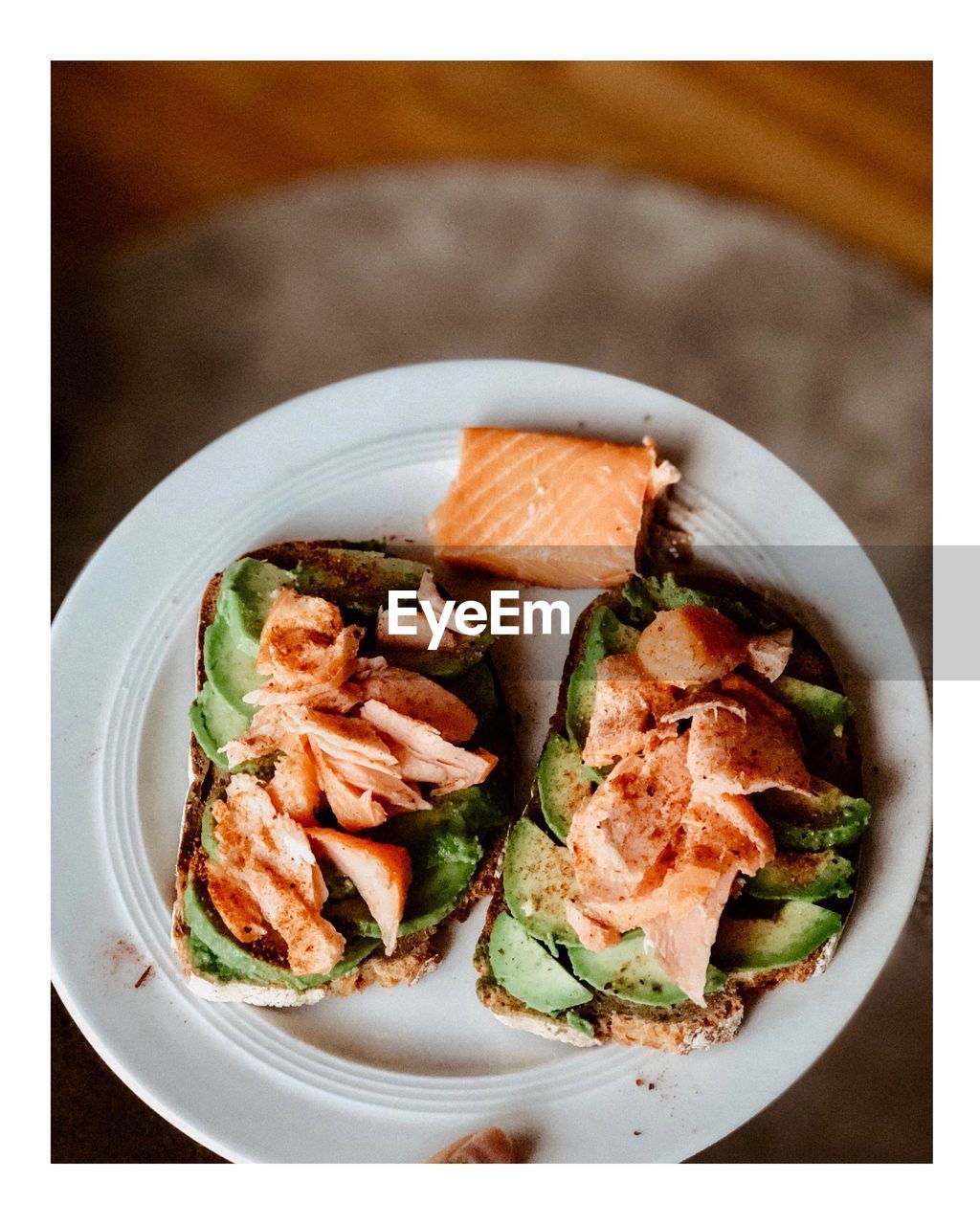 CLOSE-UP OF FOOD SERVED ON TABLE