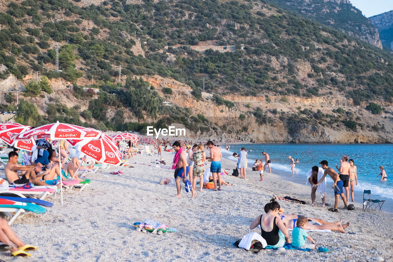 PEOPLE ON BEACH