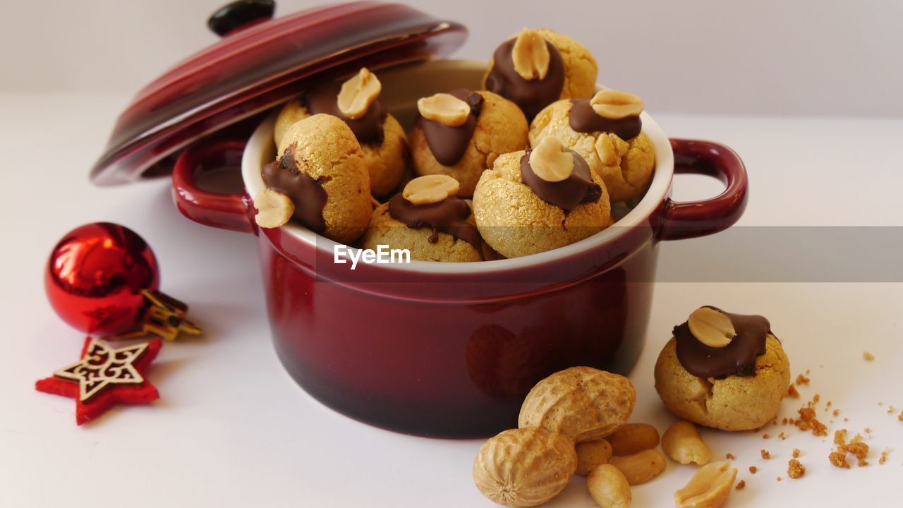 Close-up of peanut cookies in bowl on table