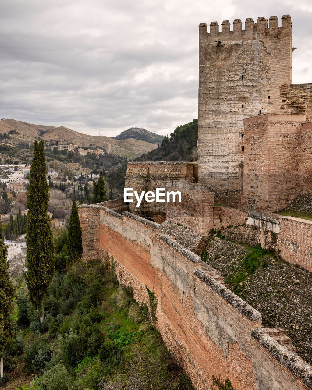 The alhambra palace in granada, andalusia, spain