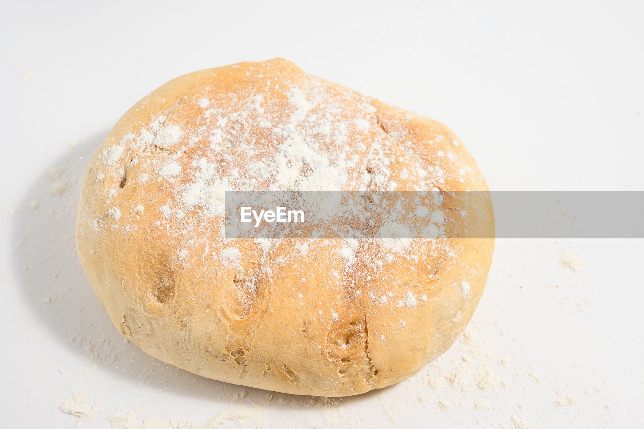 HIGH ANGLE VIEW OF BREAD