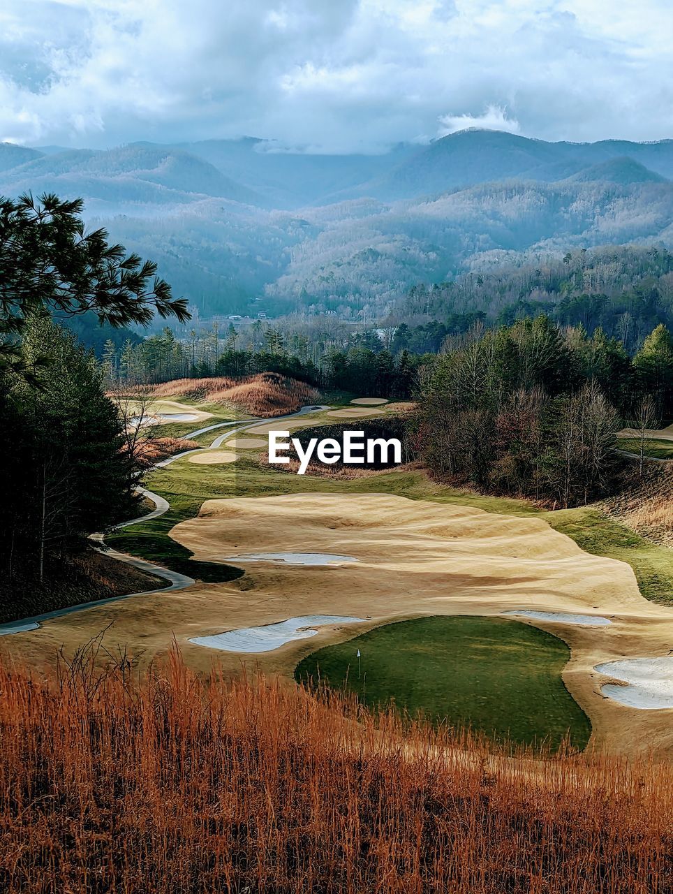 Fairway at sequoia national golf course in cherokee, north carolina rocky mountains 