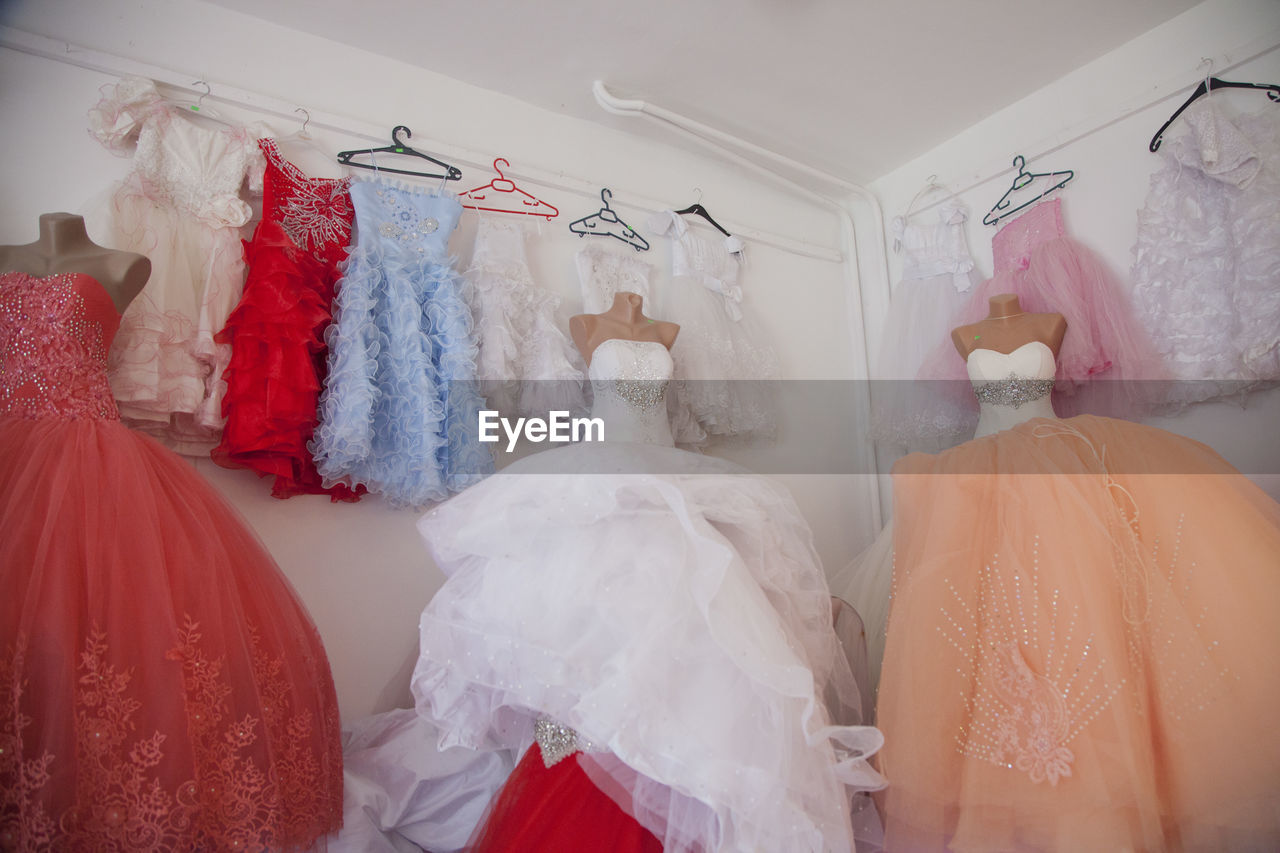 CLOSE-UP OF CLOTHES HANGING ON CLOTHESLINE