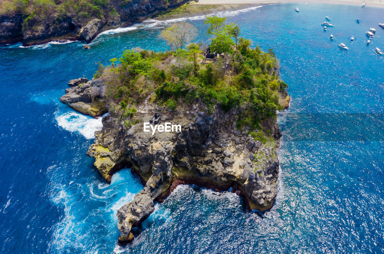 VIEW OF SEA FROM ROCKY COASTLINE