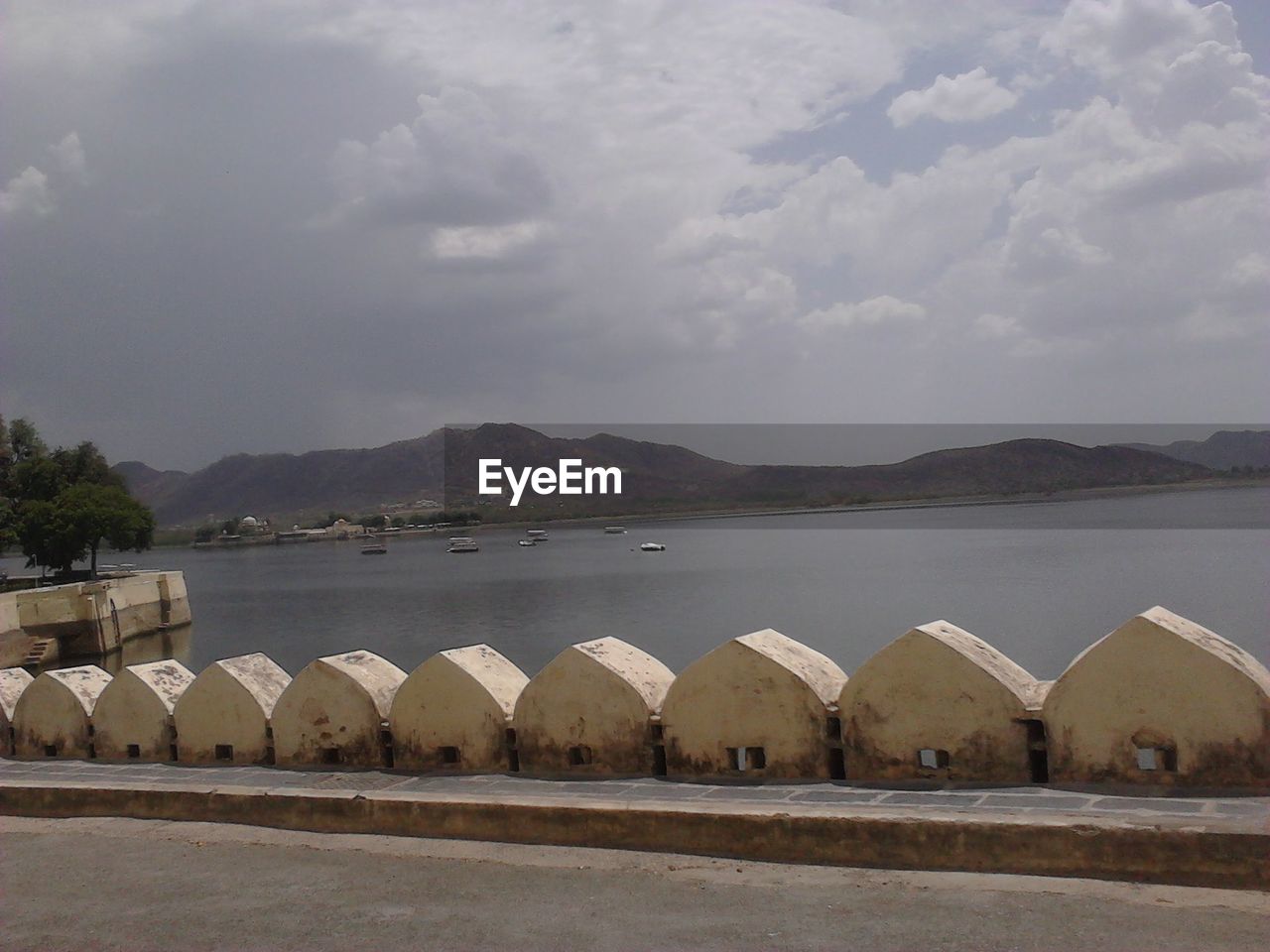 VIEW OF LAKE AGAINST SKY