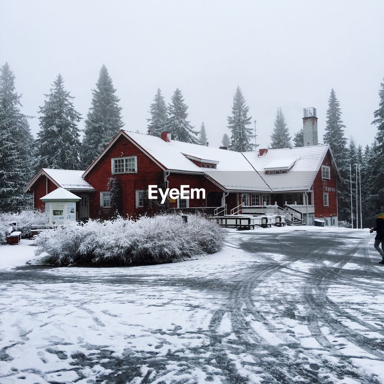 SNOW COVERED HOUSES IN WINTER