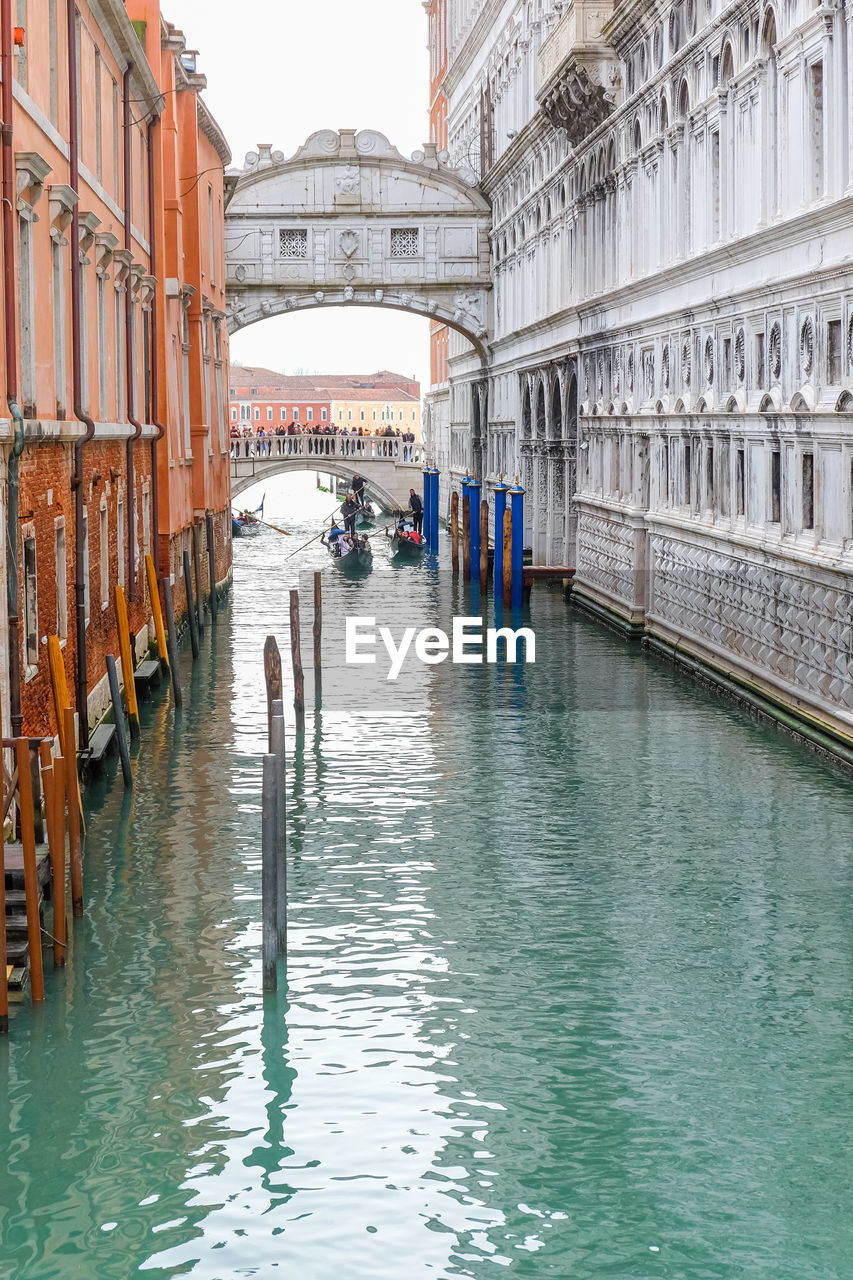 Venezia venice lagoon channels gondola architecture landmark italy