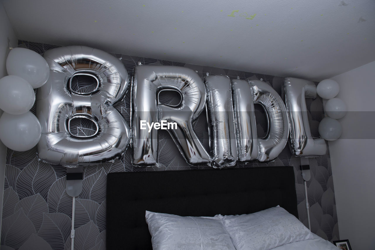 VIEW OF EMPTY SEATS IN THE BED