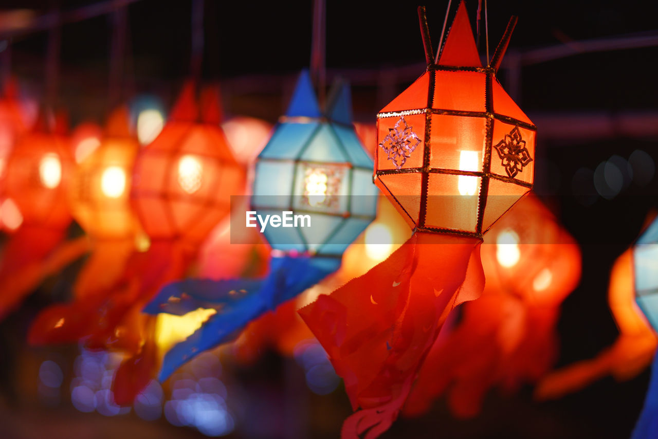 lantern, lighting equipment, hanging, illuminated, night, light, decoration, chinese new year, no people, celebration, holiday, festival, chinese lantern festival, tradition, chinese lantern, event, red, focus on foreground, close-up