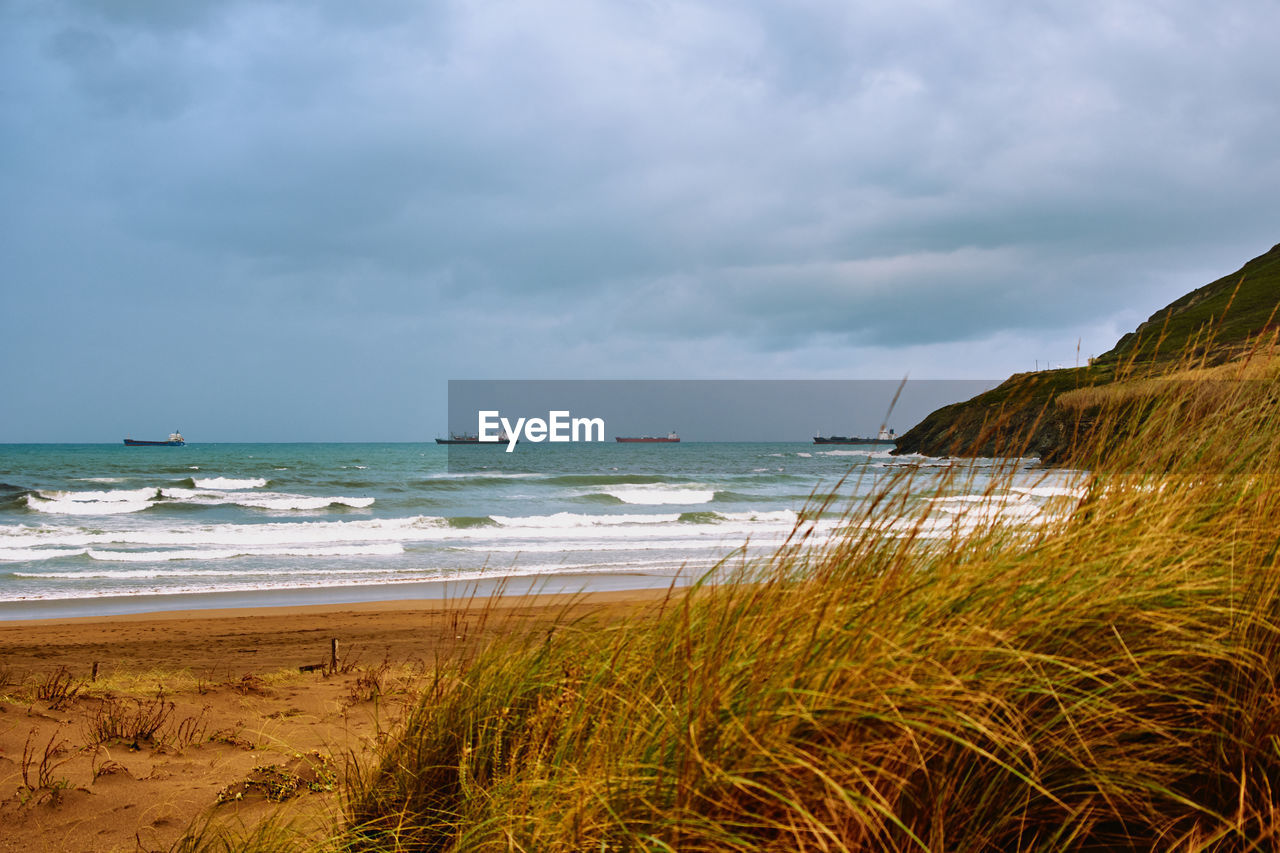 PANORAMIC SHOT OF SEA AGAINST SKY