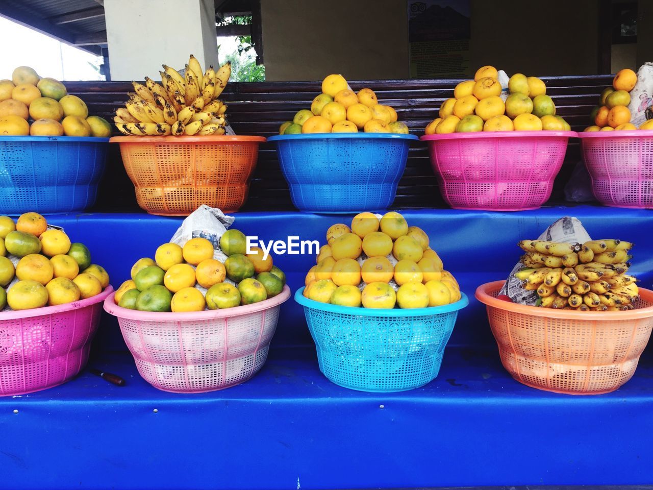 VARIOUS FRUITS FOR SALE IN MARKET STALL