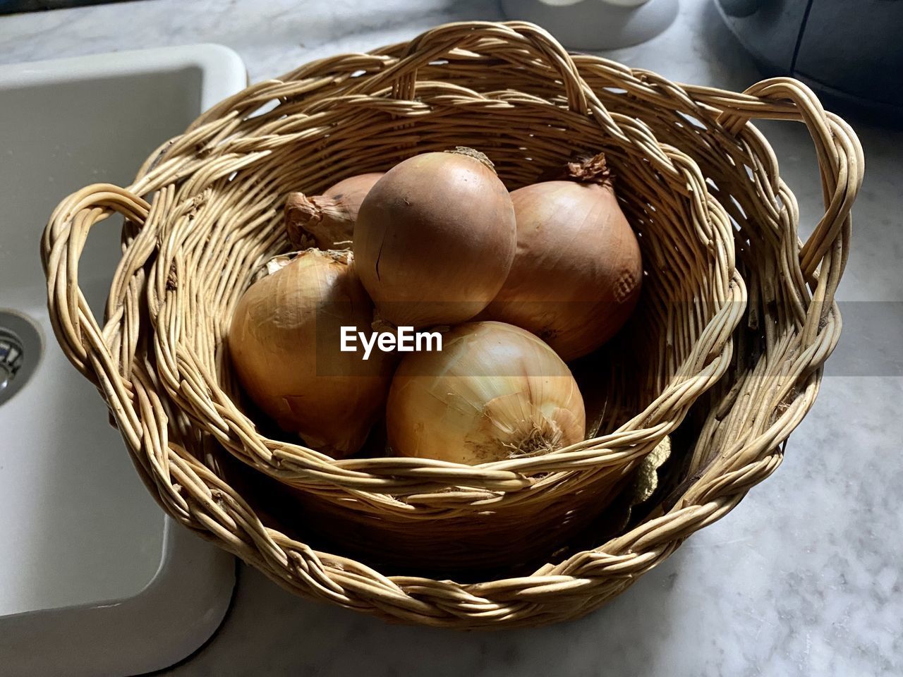 basket, container, food, food and drink, wicker, indoors, freshness, still life, no people, egg, high angle view, healthy eating, wellbeing, produce, close-up