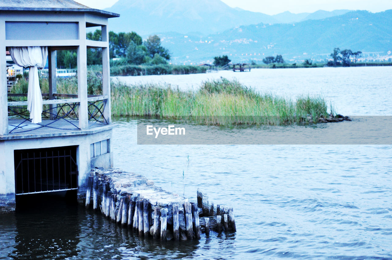 SCENIC VIEW OF RIVER