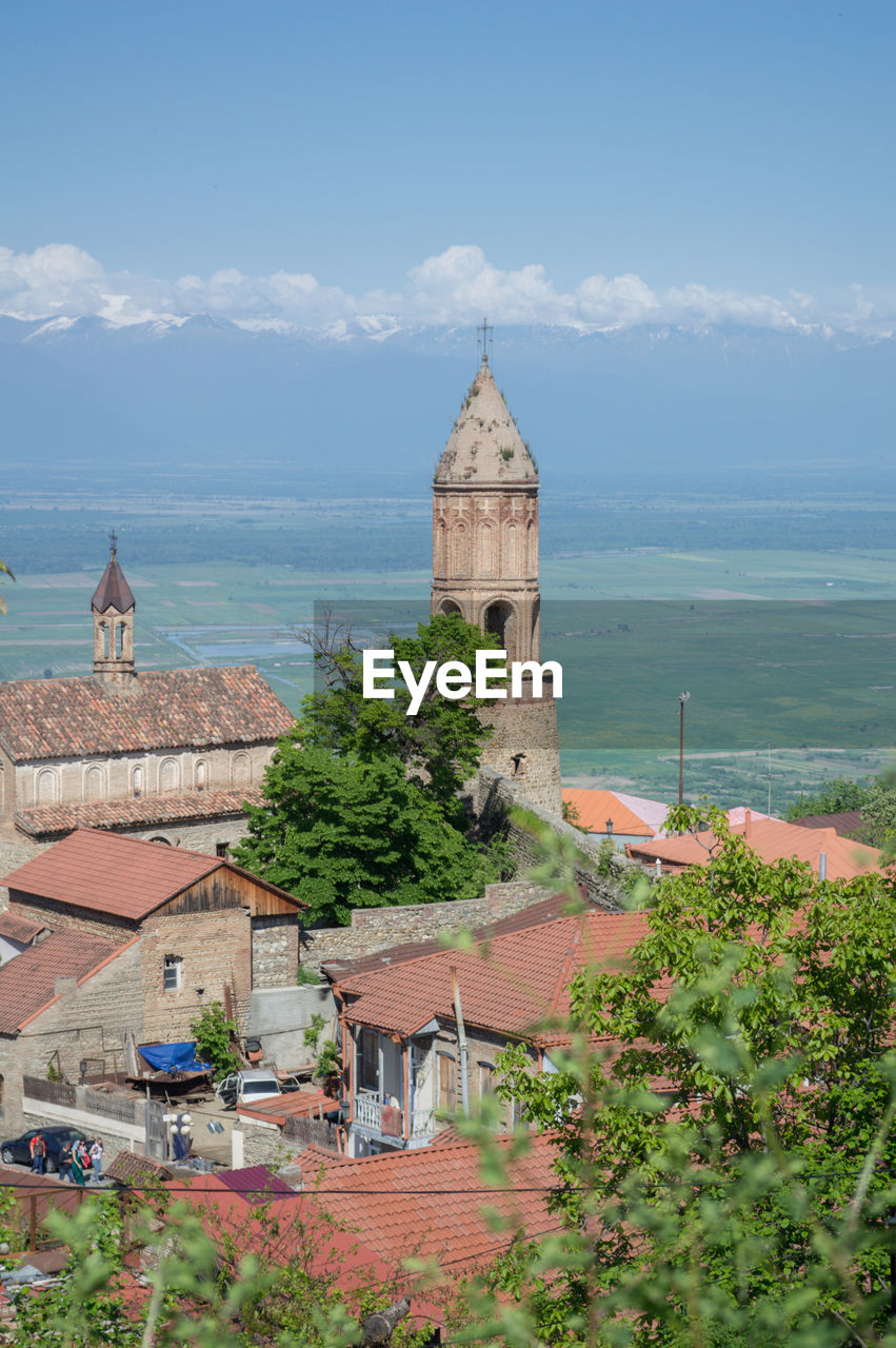 Small georgian village near sighnaghi, caucasus mountains, georgia