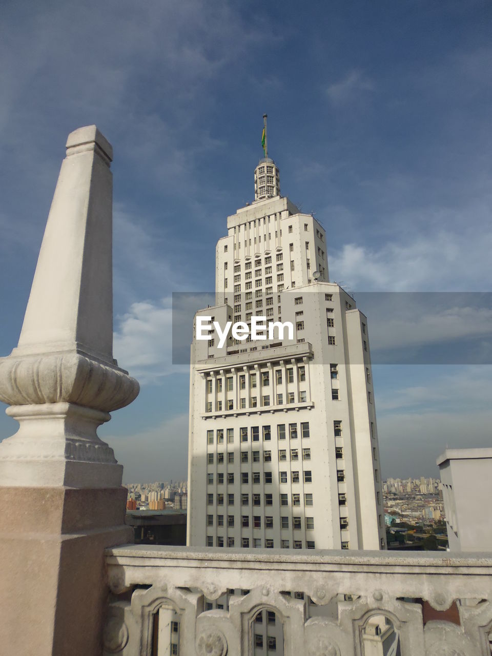 LOW ANGLE VIEW OF A BUILDING