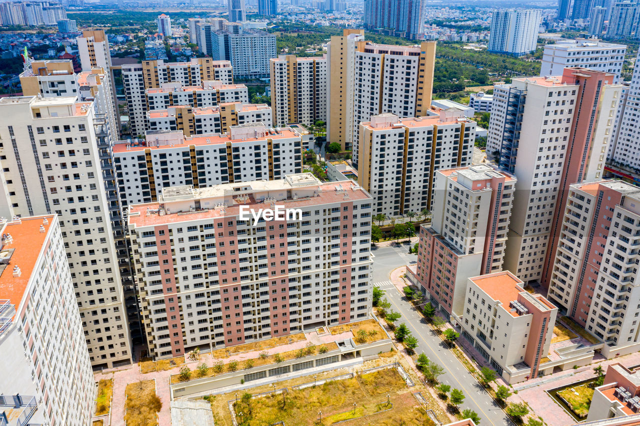 HIGH ANGLE VIEW OF BUILDINGS