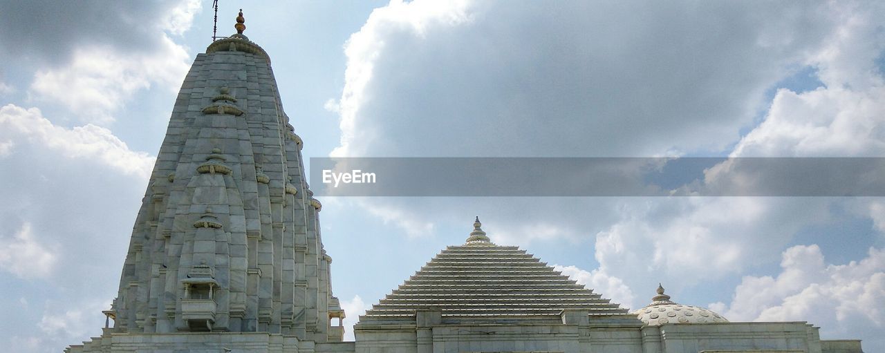 LOW ANGLE VIEW OF CATHEDRAL AGAINST SKY