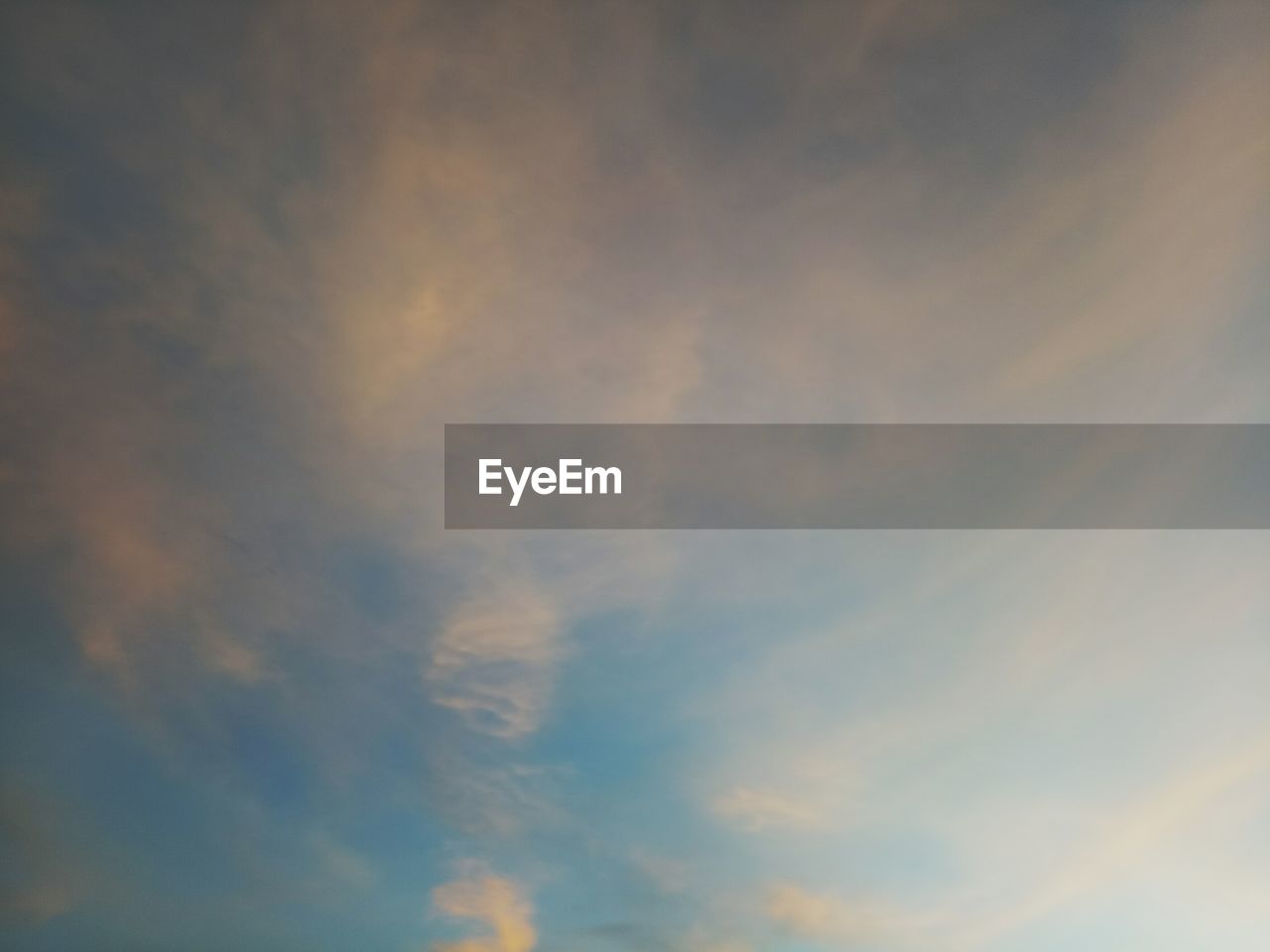 SCENIC VIEW OF DRAMATIC SKY