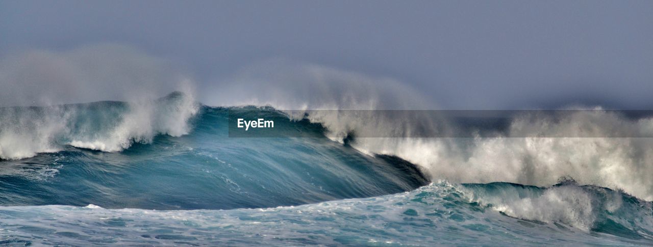 Panoramic view of ocean against sky