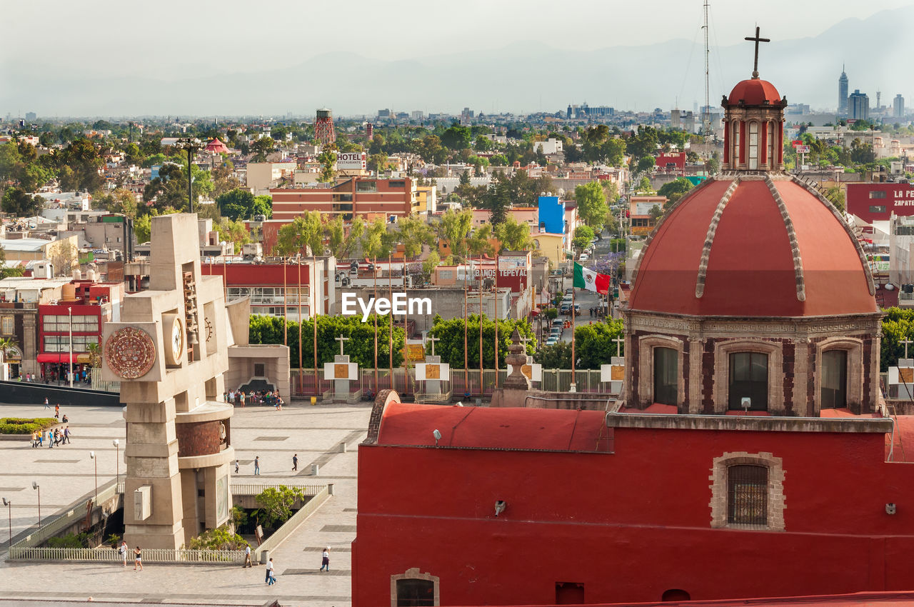 PANORAMIC VIEW OF CATHEDRAL AGAINST SKY