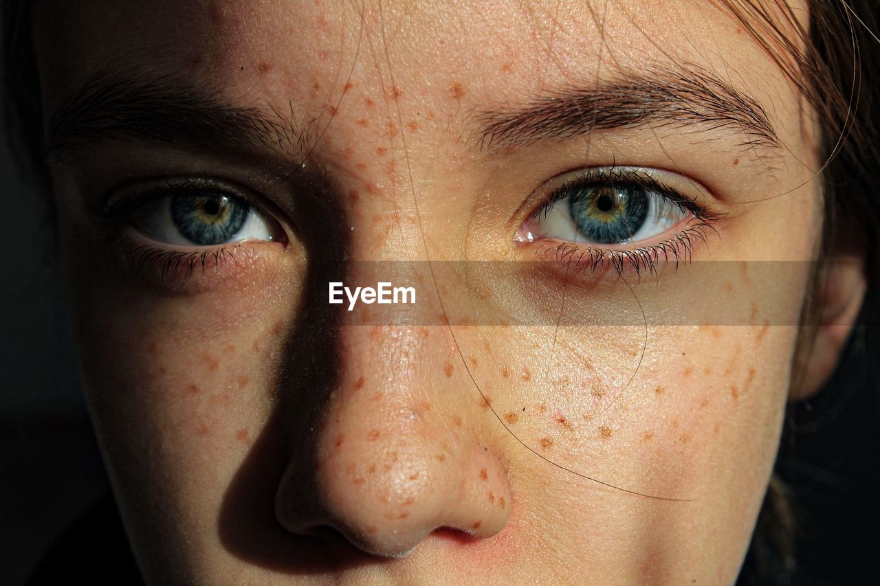 Close-up portrait of teenage girl