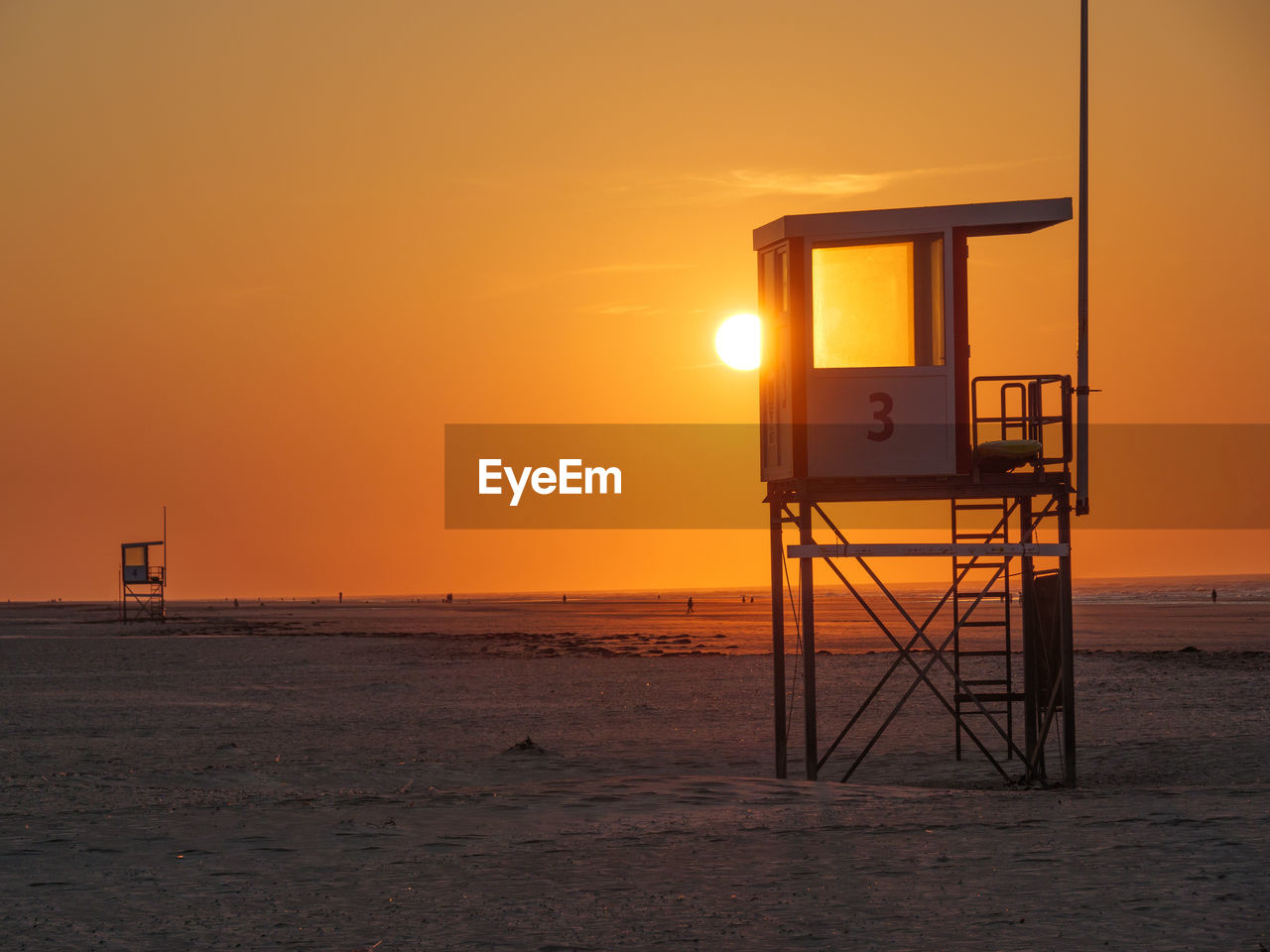 Sundown at the beach of juist