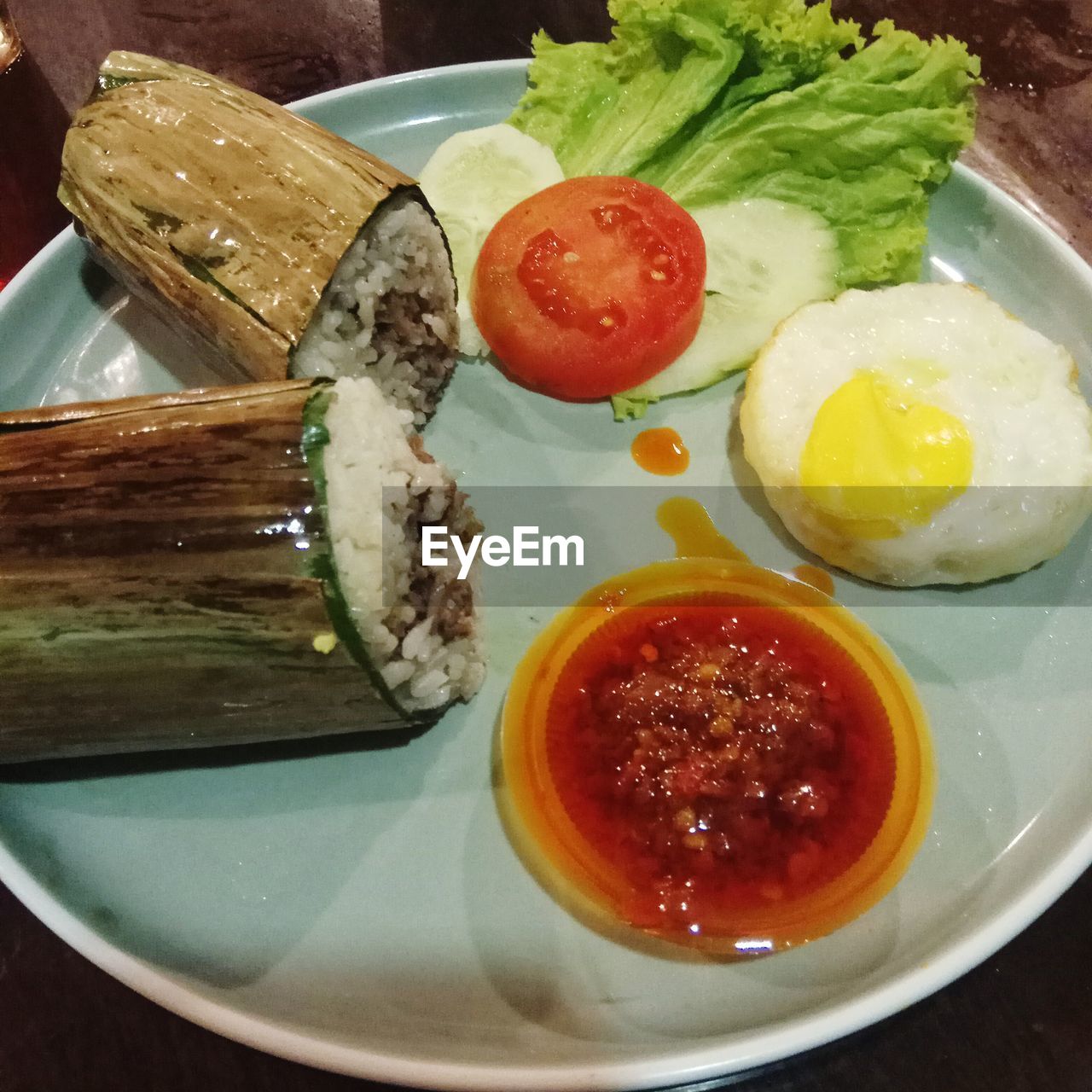 CLOSE-UP OF BREAKFAST SERVED IN PLATE