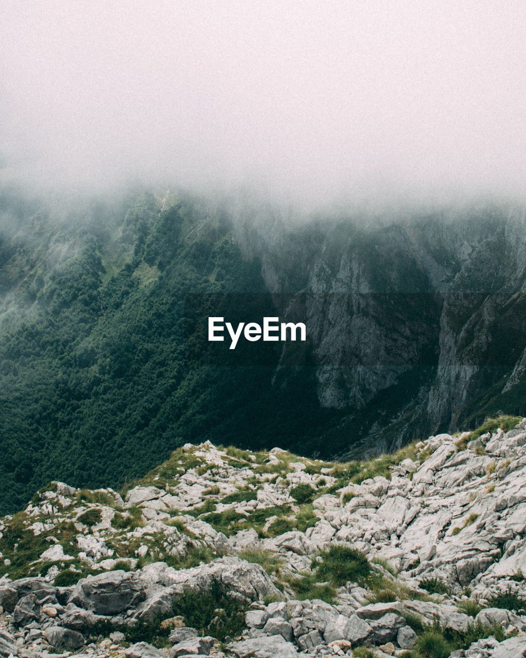 SCENIC VIEW OF MOUNTAINS DURING WINTER