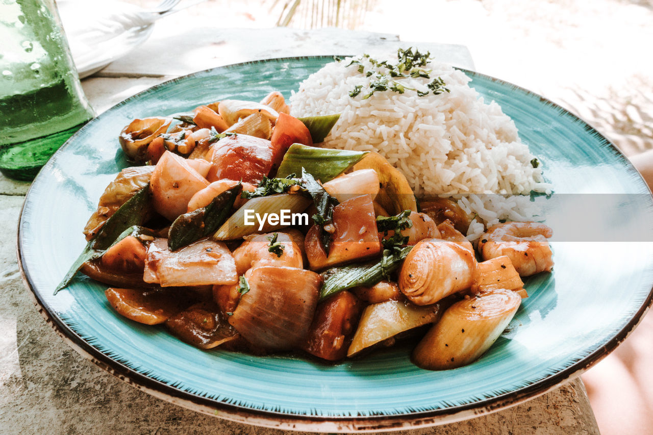 CLOSE-UP OF MEAL SERVED IN PLATE