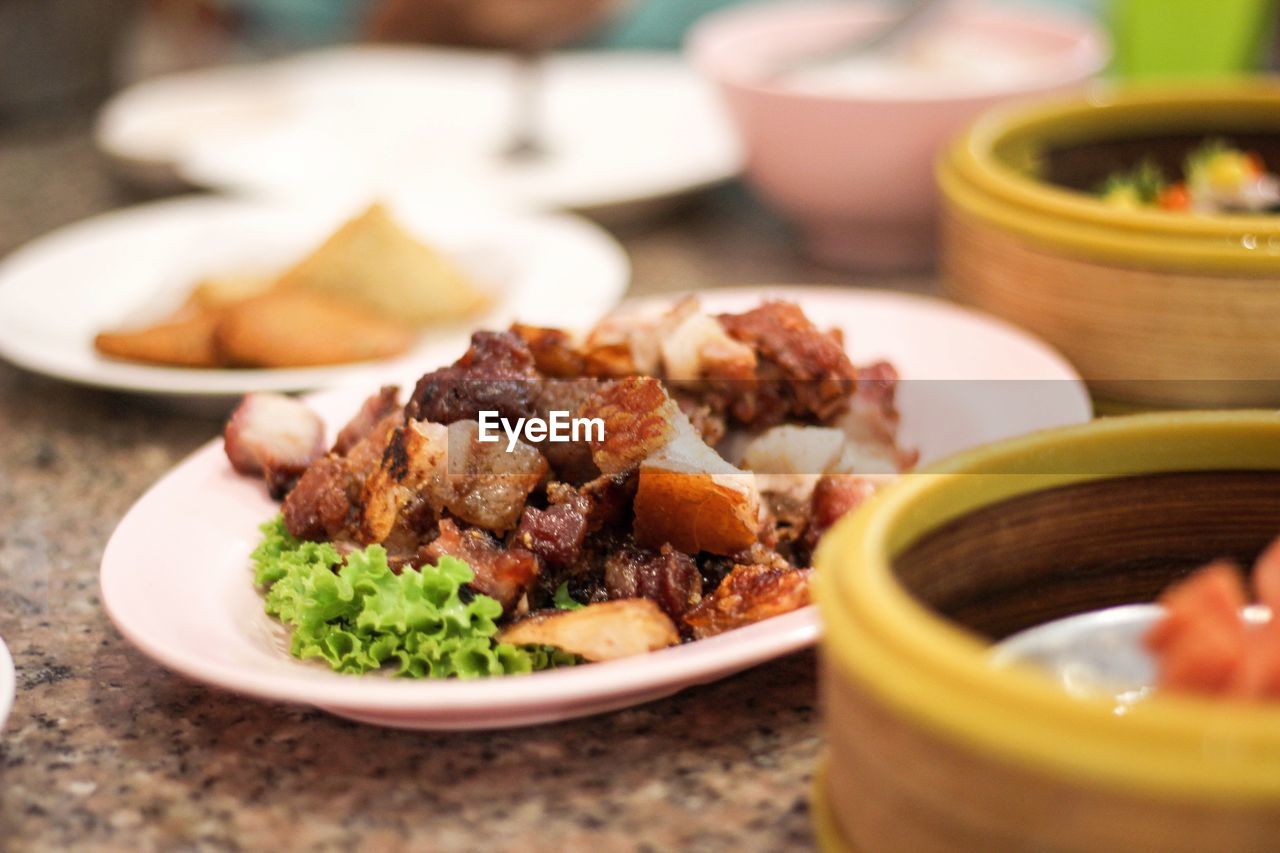CLOSE-UP OF MEAL SERVED IN BOWL