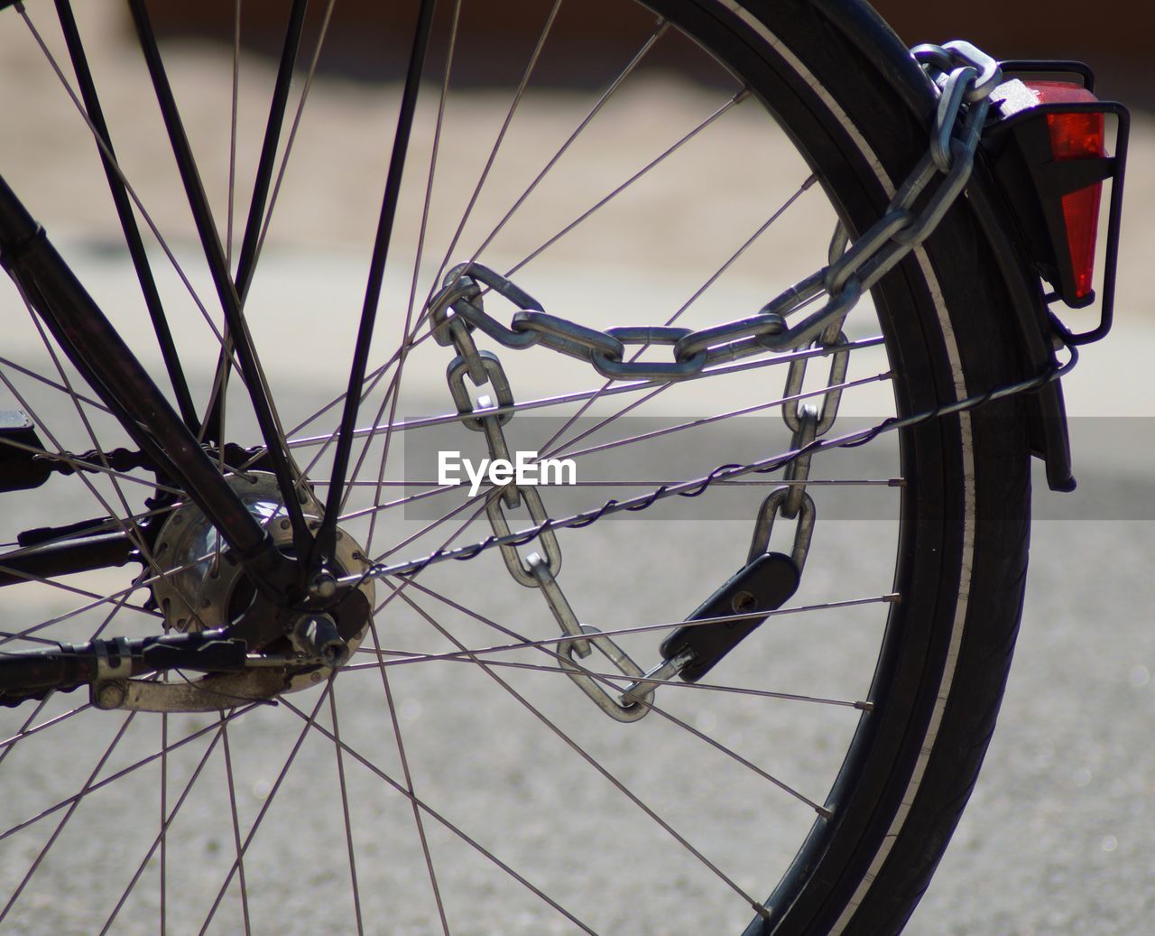 CLOSE-UP OF BICYCLE ON STREET