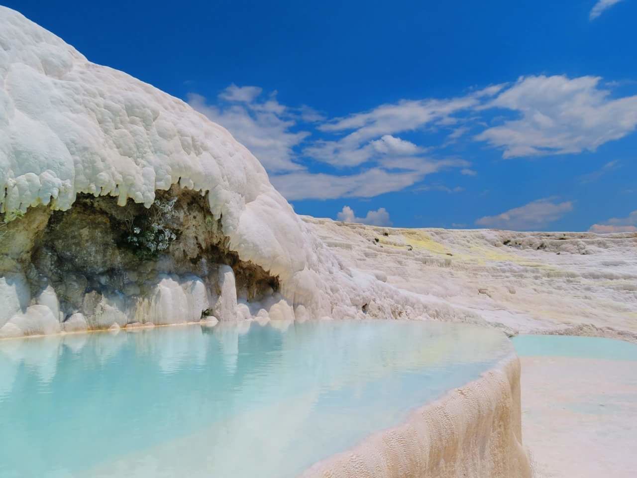 Travertine hot spring at pamukkale
