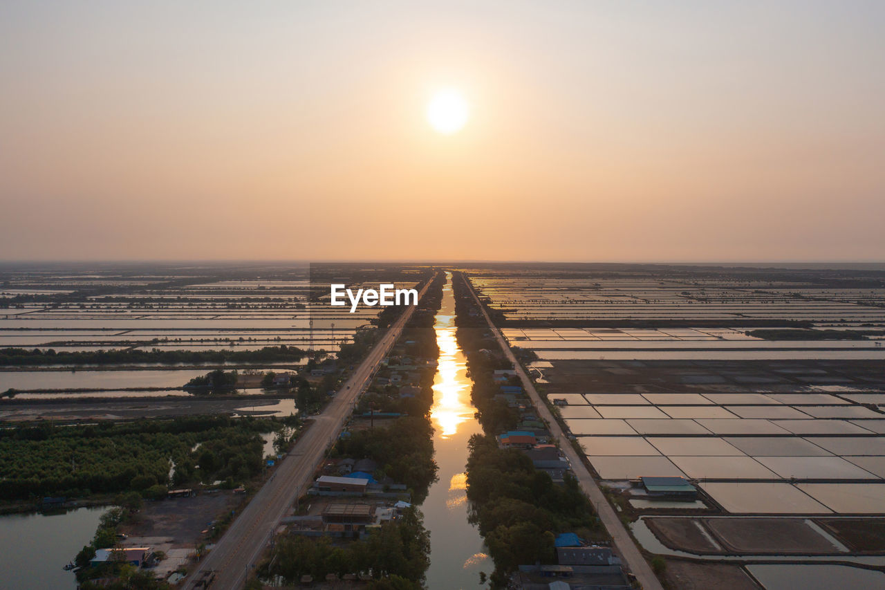 PANORAMIC VIEW OF CITY DURING SUNSET