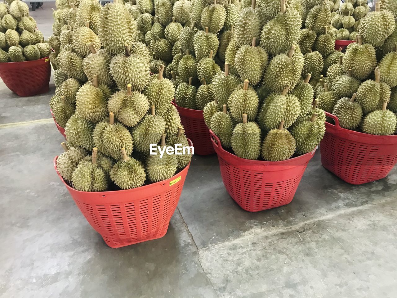 HIGH ANGLE VIEW OF VARIOUS FRUITS FOR SALE AT MARKET