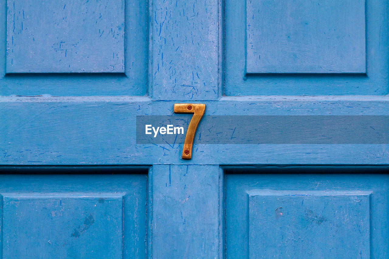 FULL FRAME SHOT OF BLUE DOOR