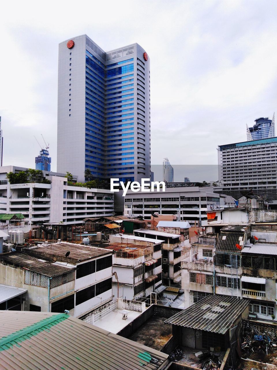 BUILDINGS AGAINST SKY IN CITY