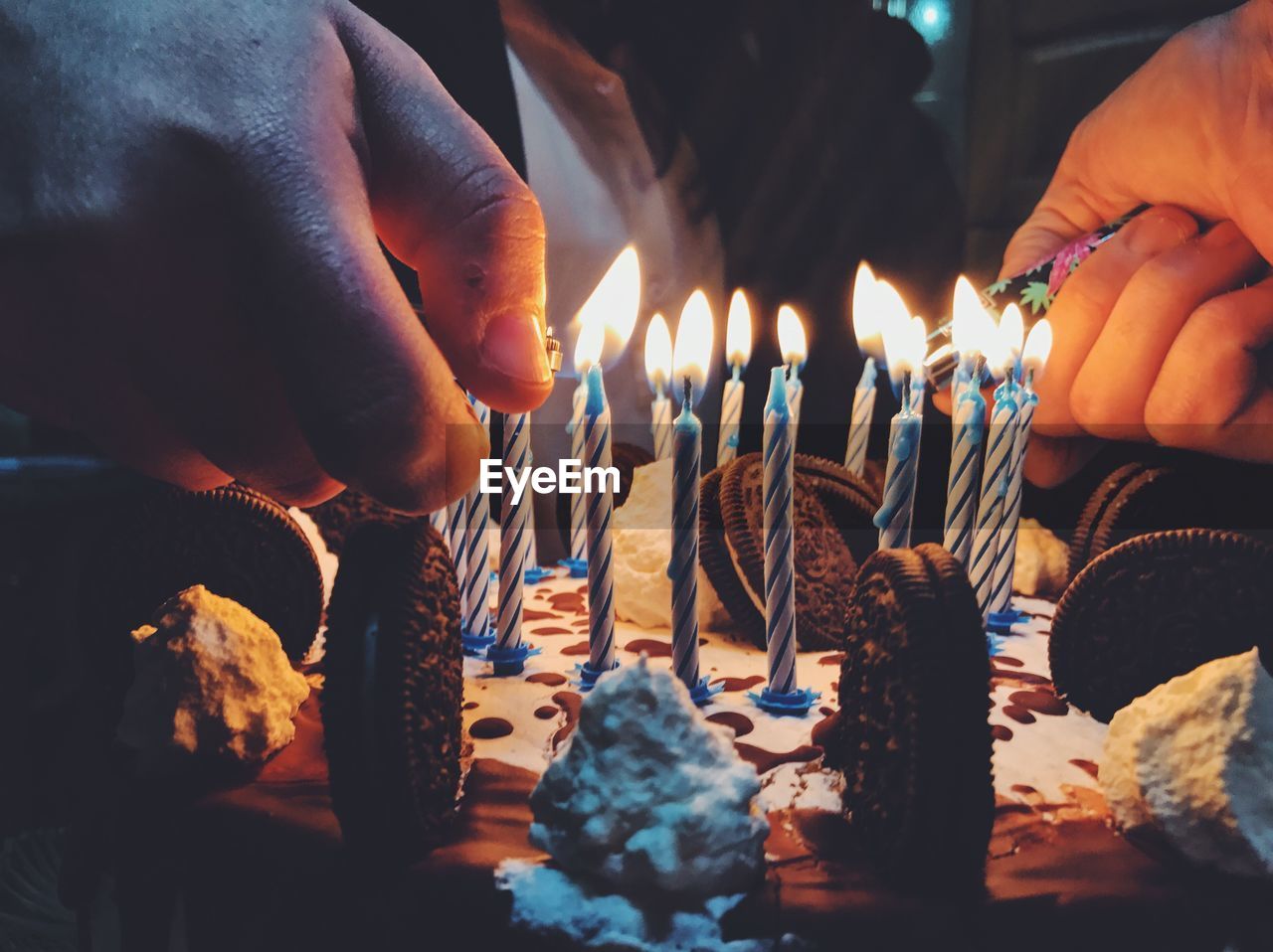 CLOSE-UP OF HANDS AND PEOPLE