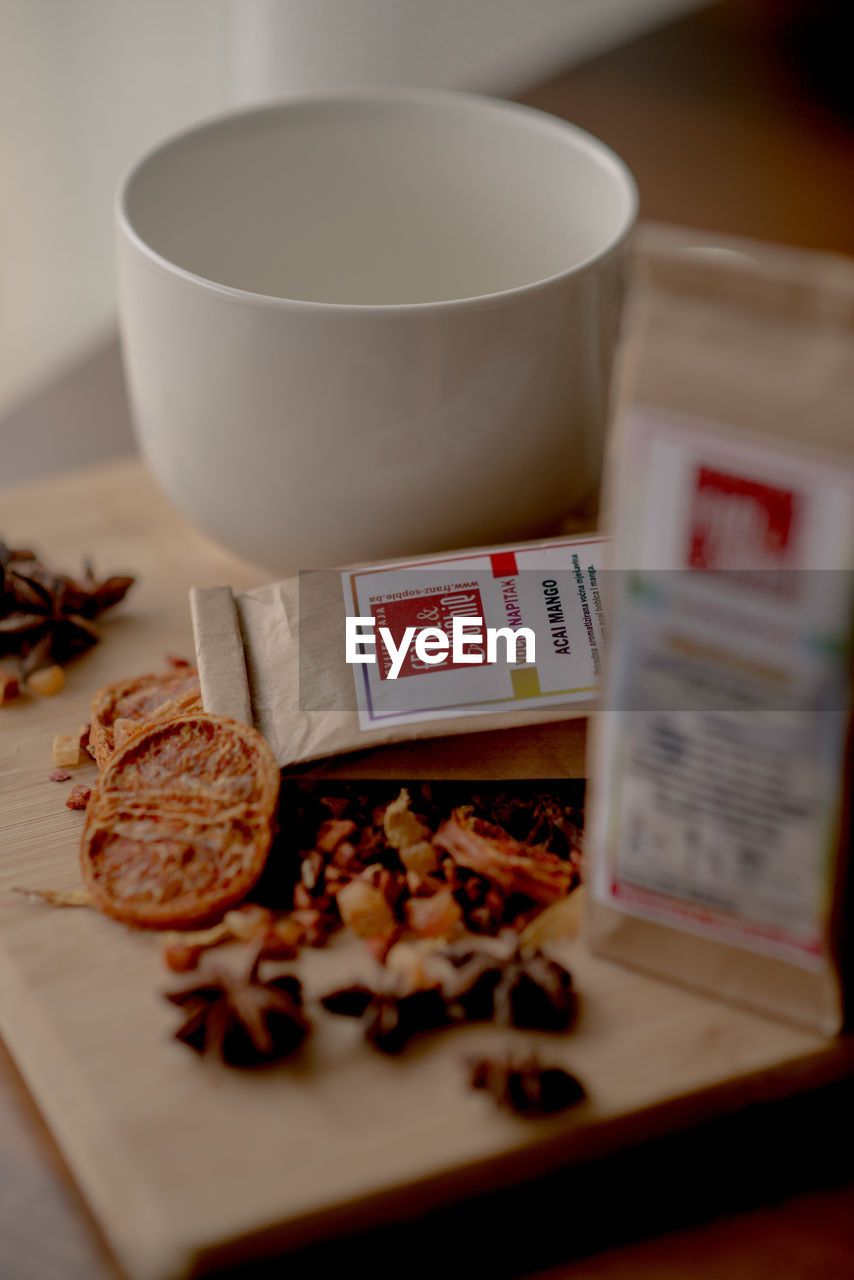 CLOSE-UP OF COFFEE SERVED ON TABLE AT HOME